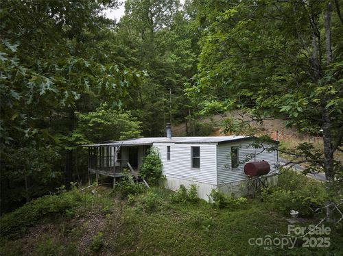 91 Keys Hl, Almond, NC, 28702 | Card Image