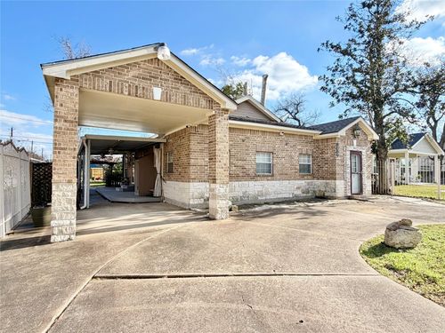 8354 Wier Dr, Houston, TX, 77017-4737 | Card Image