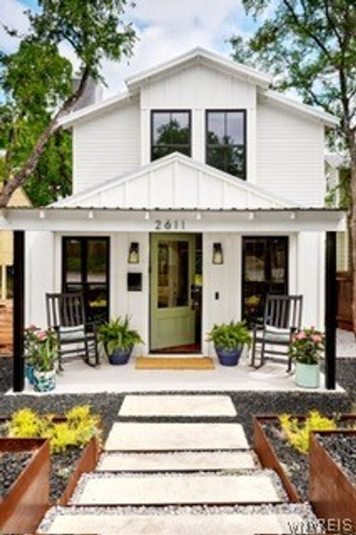10668 Main St, Clarence, NY, 14031 | Card Image