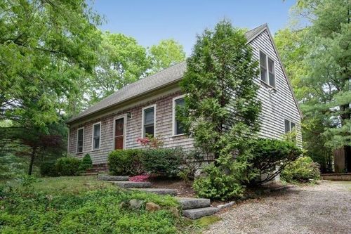 41 Braeburn Ct, East Falmouth, MA, 02536-3925 | Card Image