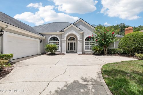 8205 Bay Tree Ln, Jacksonville, FL, 32256-3609 | Card Image
