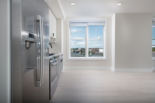 405-425 Border St., Boston, MA, 02128 | Card Image