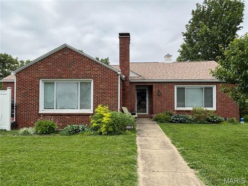 520 W Main Street, Greenville, IL, 62246 | Card Image