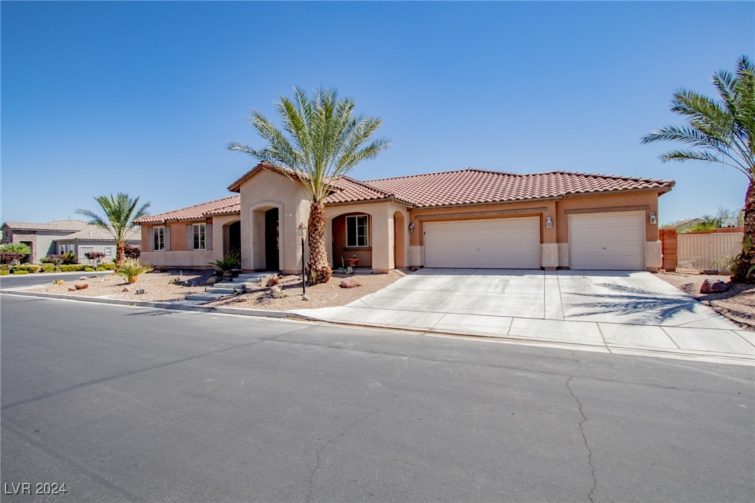 Breecher Ave, Las Vegas, NV 89131