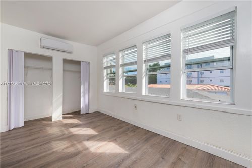 apt-215-501 Sw 6th Ct, Miami, FL, 33130-2602 | Card Image