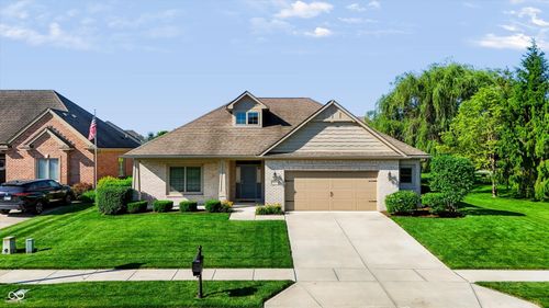 4581 Lexington Row, Greenwood, IN, 46143-7439 | Card Image