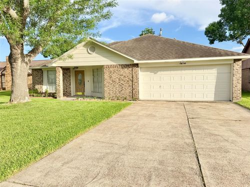 10940 Collingswood Dr, La Porte, TX, 77571-4340 | Card Image