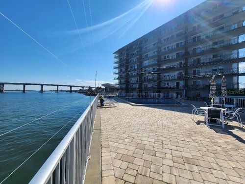 2090-101 N Riverside Dr, New Smyrna Beach, FL, 32168-7053 | Card Image