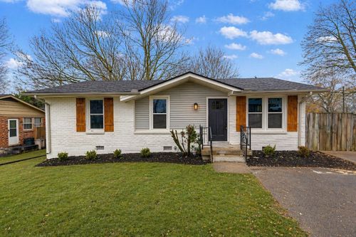 151 Evergreen Cir, Hendersonville, TN, 37075-2913 | Card Image