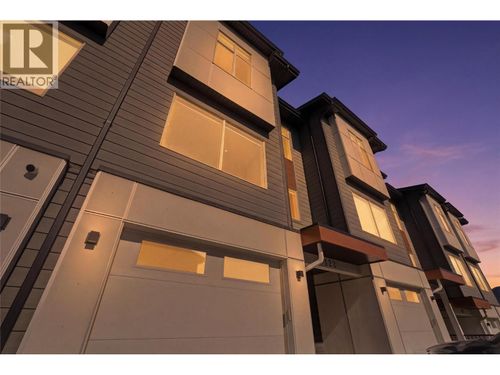 122 River Gate Drive, Kamloops, BC, V2H0E4 | Card Image