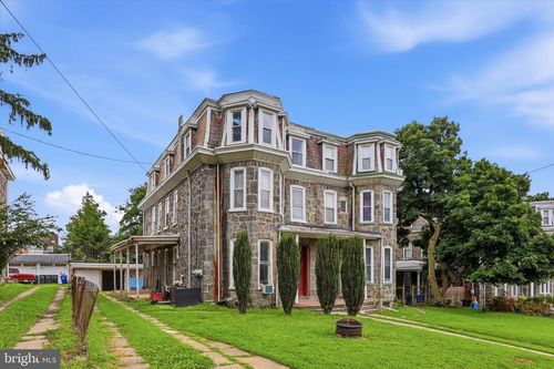 140 Sumac St, Philadelphia, PA, 19128-3881 | Card Image