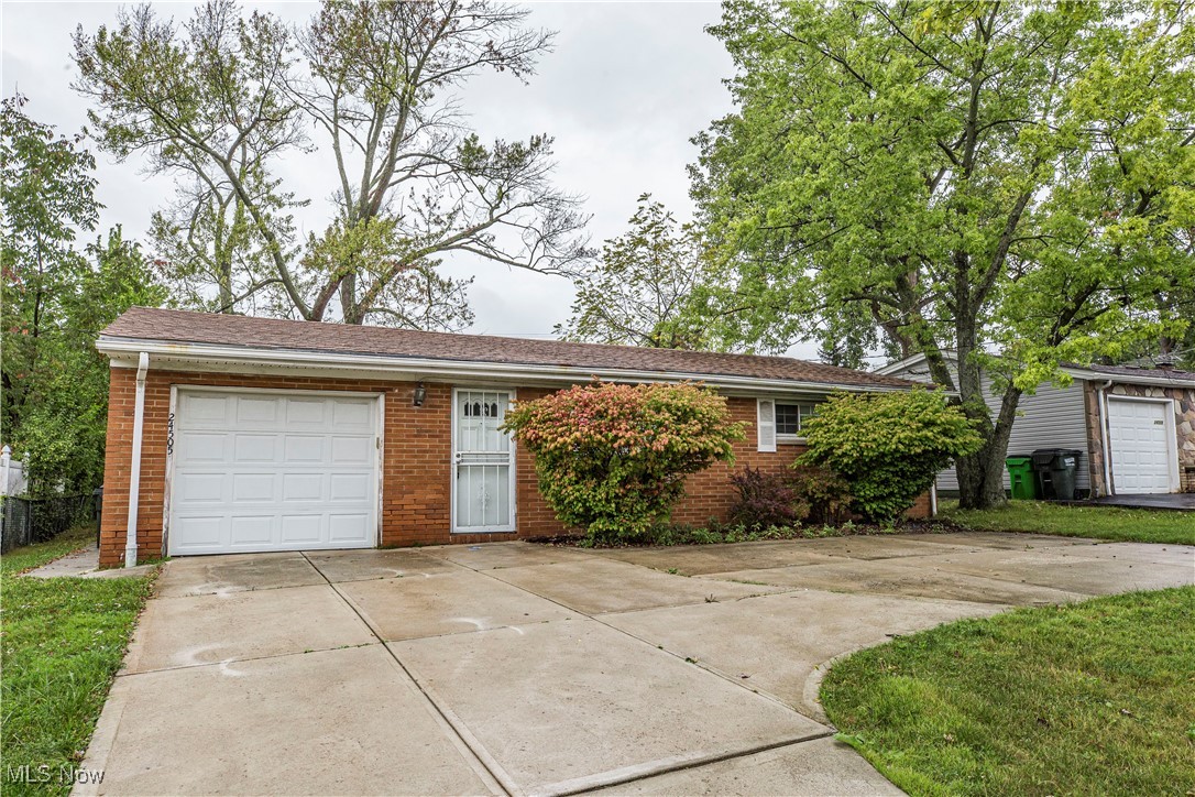 Emery Rd, Cleveland, OH 44128