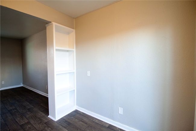 A25 - 2506 Manor Cir, Home with 2 bedrooms, 1 bathrooms and 1 parking in Austin TX | Image 12