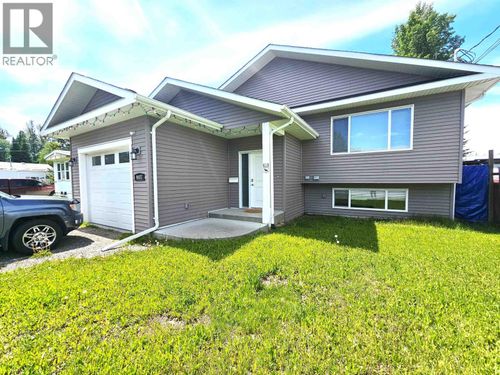 4037 Estavilla Dr, Prince George, BC, V2K2T8 | Card Image