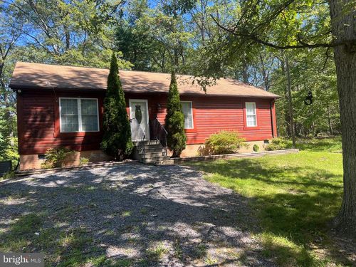 624 Mountain Lion Ln, Augusta, WV, 26704-4068 | Card Image