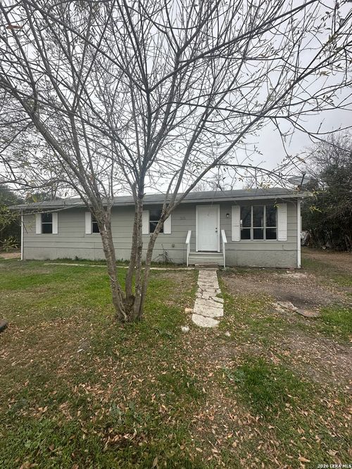 510 Riley St, Seguin, TX, 78155-2725 | Card Image