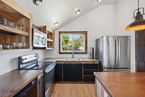 603 3rd Ave E, Three Forks, MT, 59752-8951 | Card Image