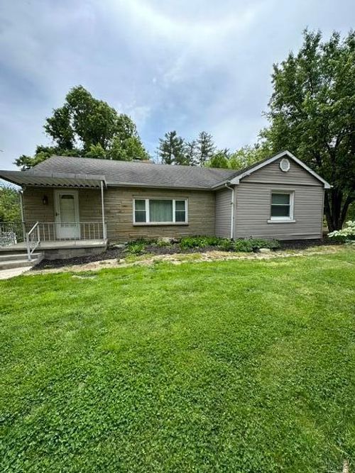 1262 Sullivan Rd, Chillicothe, OH, 45601-8572 | Card Image