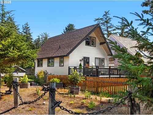 997 N Cottage Ave, Gearhart, OR, 97138 | Card Image