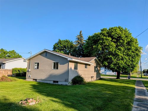 190 W Main St, Sebewaing, MI, 48759-1337 | Card Image