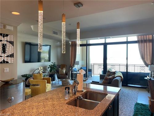 5417-9115 Strada Pl, NAPLES, FL, 34108-2894 | Card Image