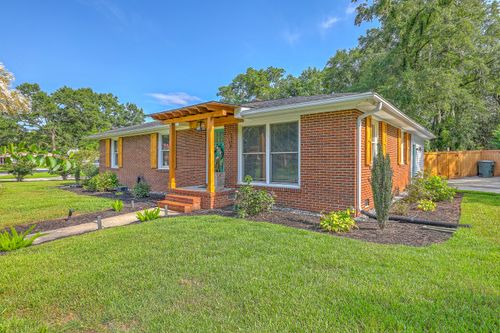 1105 Woodside Drive, Hanahan, SC, 29410 | Card Image