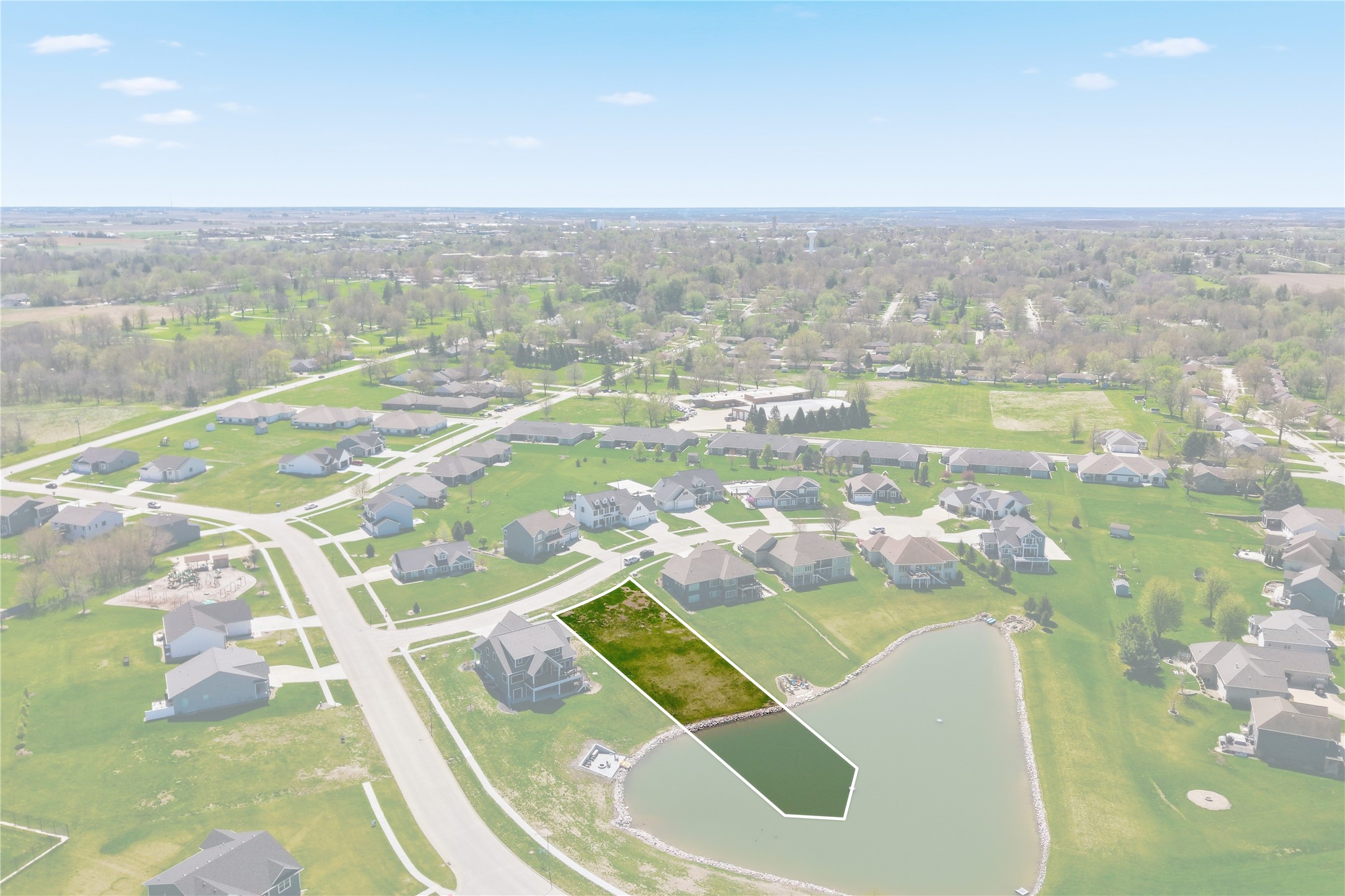Land in Pella 5