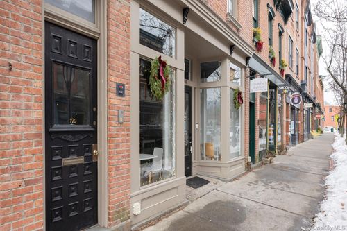 179 Main St, Beacon, NY, 12508-2705 | Card Image