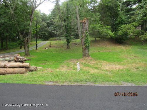 301 Mountain Vw, Clinton Corners, NY, 12514 | Card Image