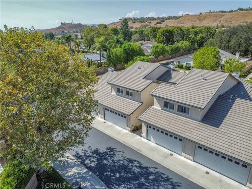 6017 Oldenberg Way, Simi Valley, CA, 93063-3759 | Card Image