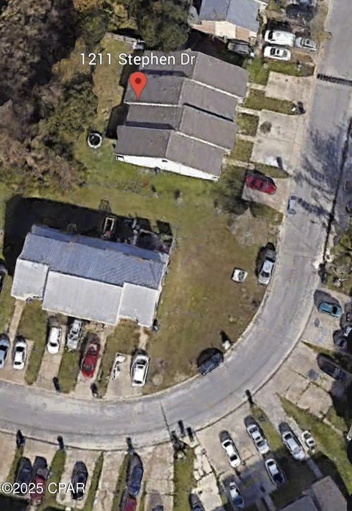 1211 Stephen Dr, Panama City, FL, 32405-3675 | Card Image