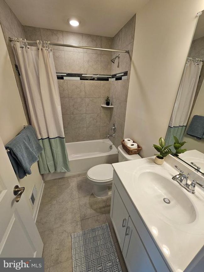 8 - 7304 Roxy Run, Townhouse with 3 bedrooms, 4 bathrooms and null parking in CLINTON MD | Image 24