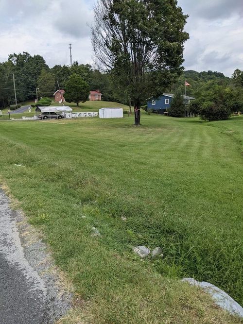 148 Cedar Rd, Bristol, TN, 37620-8824 | Card Image