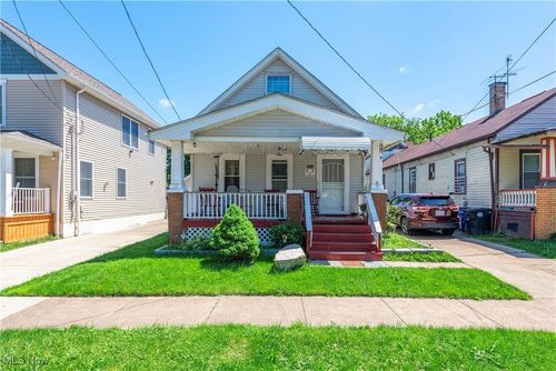 3201 W 54th St, Cleveland, OH, 44102-5758 | Card Image