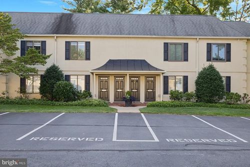 apt-27-411 W Conestoga Rd, DEVON, PA, 19333-1478 | Card Image