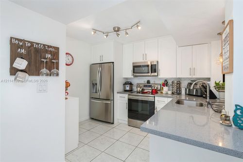 104-15761 Sw 137th Ave, Miami, FL, 33177-8127 | Card Image