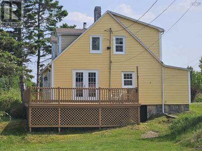 4834 Highway 331, House other with 3 bedrooms, 1 bathrooms and null parking in Lahave NS | Image 2