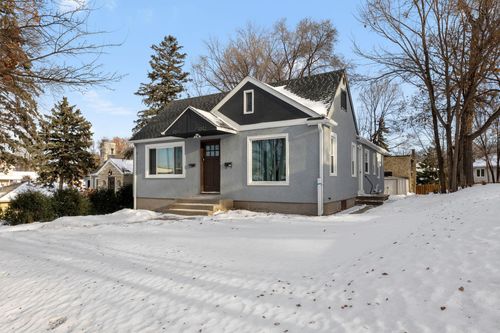 4042 Lake Road Ave, Robbinsdale, MN, 55422-1818 | Card Image