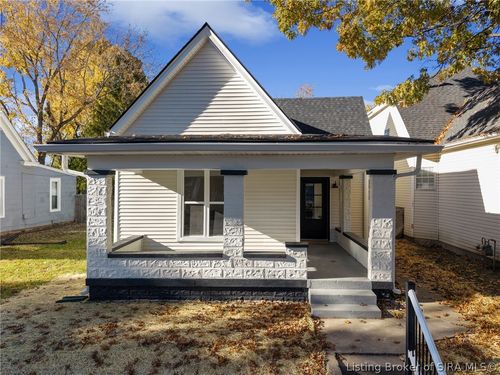 1935 Center St, New Albany, IN, 47150-1605 | Card Image