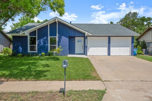 11704 Santa Cruz Dr, Austin, TX, 78759-4222 | Card Image