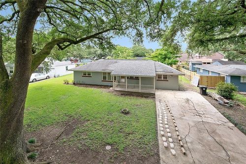 203 Cambridge Ct, New Orleans, LA, 70131-4011 | Card Image