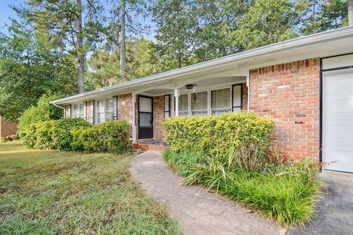 2057 Willamette Way, Decatur, GA, 30032-6064 | Card Image