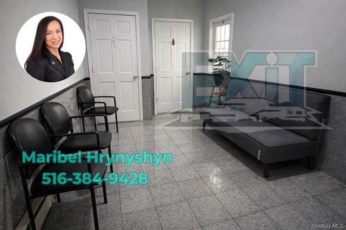 1 W Sunrise Hwy, Freeport, NY, 11520-3609 | Card Image