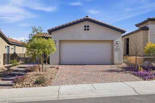 58 Lake Bluff Ct, Henderson, NV, 89011-1582 | Card Image
