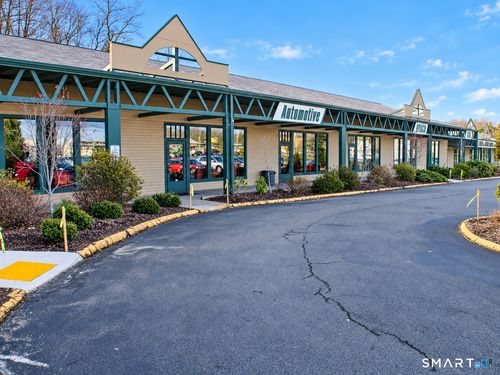 221 W Main St, Branford, CT, 06405-4088 | Card Image