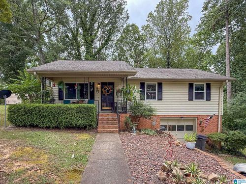 1704 Gardenridge Rd, GARDENDALE, AL, 35071-2315 | Card Image