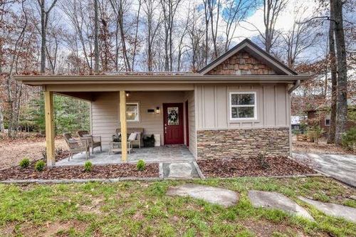 246 Chimney Rdg, Blairsville, GA, 30512-8433 | Card Image