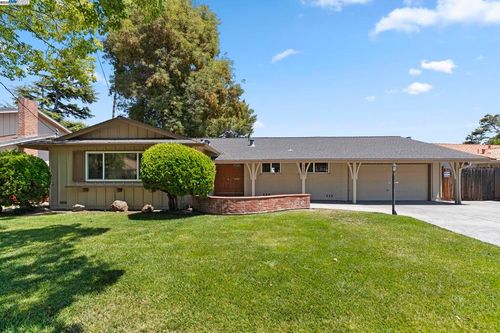 5420 Chapman Dr, Newark, CA, 94560-1329 | Card Image