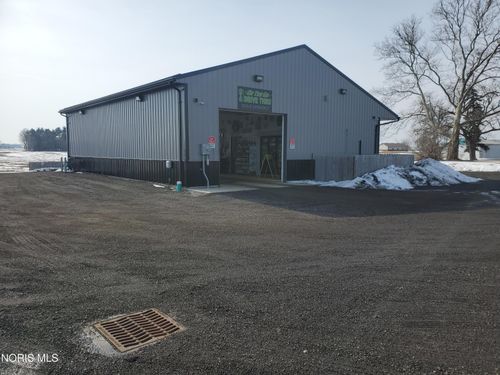 1579 E Wyandot Ave, Upper Sandusky, OH, 43351-9648 | Card Image