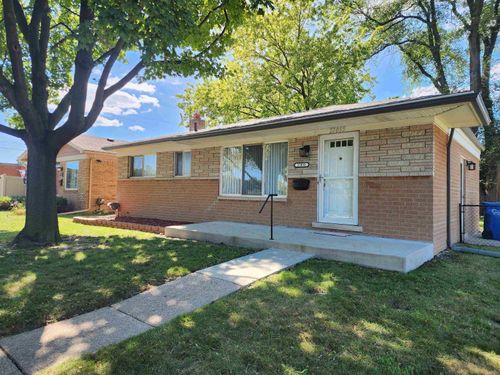 27055 Merideth Drive, Warren, MI, 48092 | Card Image